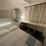Piccola In Condiviso Con Terrazza Vista Mare, Shared Trieszt