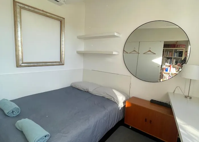 Piccola In Condiviso Con Terrazza Vista Mare Trieste